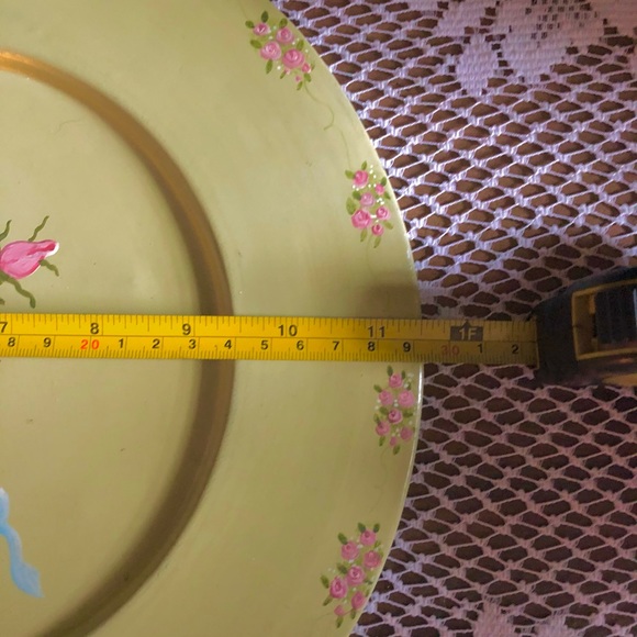 Hand Painted Metal Plate - Picture 4 of 8